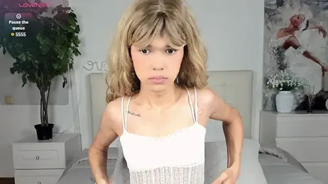 MadonnaRossi webcam model stream image