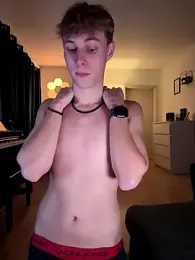 InnocentGuysOF webcam model stream image