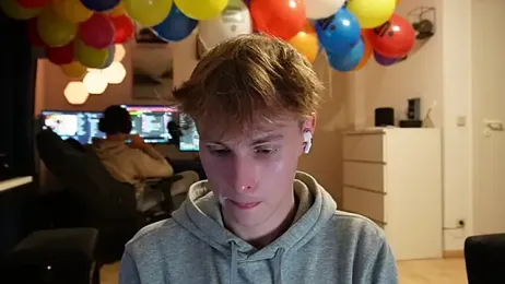 InnocentGuysOF webcam stripchat model stream image