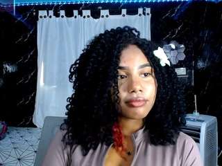hillary-queen webcam model stream image