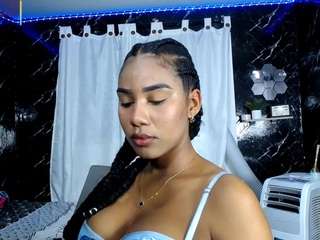 hillary-queen webcam model stream image