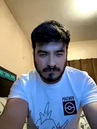 Leon__Dark webcam model stream image