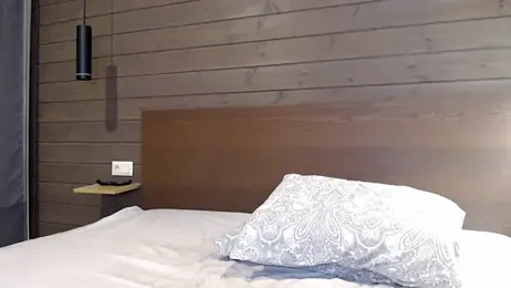 MilaNovak webcam model stream image