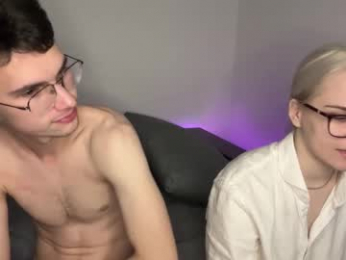 bawdycouple webcam model stream image