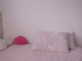 mila_1 webcam model stream image
