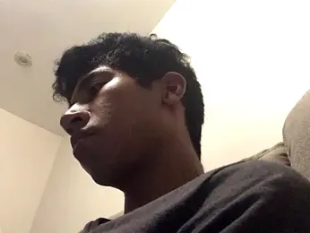 Mangopitudo webcam model stream image