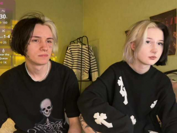 VeryRareTwins webcam bongacams model stream image