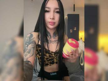 IrinaKhan webcam bongacams model stream image