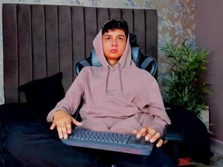 Ethan Lowell webcam model stream image