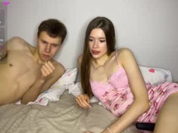 holybabe342 webcam model stream image