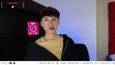 Ezra_Storm webcam model stream image