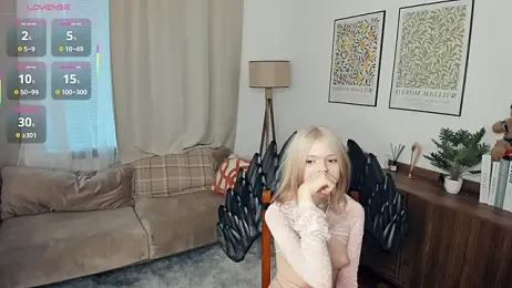 LaureMestler webcam stripchat model stream image