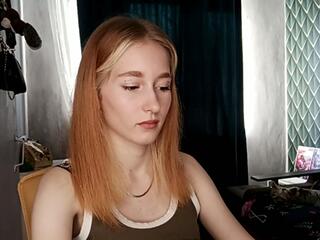 Clotilde Cantabrana webcam model stream image