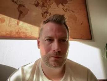 chris2024x webcam model stream image