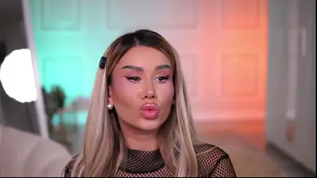 EvaZane webcam model stream image