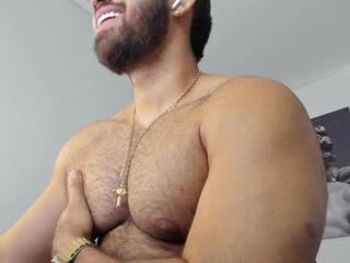 Simon Leon webcam model stream image