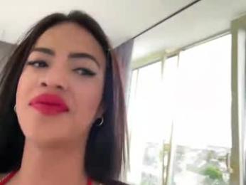 sarazurich webcam model stream image