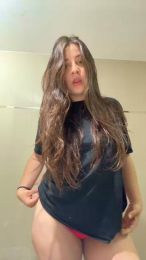 Pradaxxx2 webcam model stream image