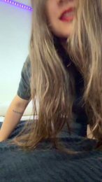 Pradaxxx2 webcam model stream image
