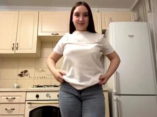 Layla Band webcam model stream image