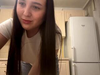 Layla Band webcam model stream image