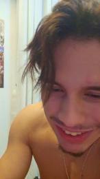 Vinyyan webcam cam4 model stream image