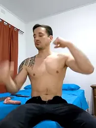 TLHispano webcam model stream image