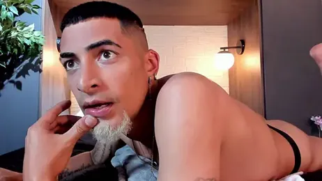 DrakeNeumann webcam model stream image