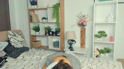 HildredUrive webcam model stream image