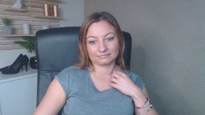 1Angela39 webcam model stream image