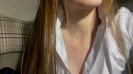 SweetButEvil webcam model stream image