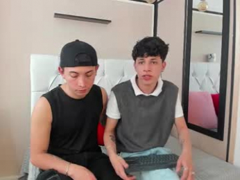 axel_evanss webcam model stream image