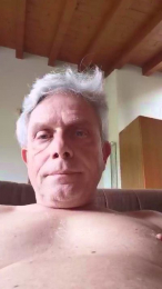 Albpar1960 webcam model stream image