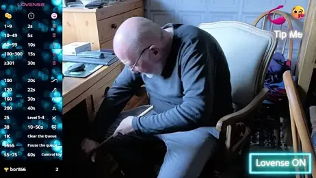 Adamdaddybear webcam model stream image