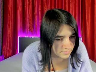 polly-love webcam camsoda model stream image