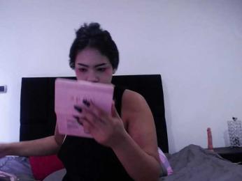 Charlotte-Lia webcam model stream image