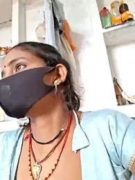 RAYI_Queen_3 webcam model stream image