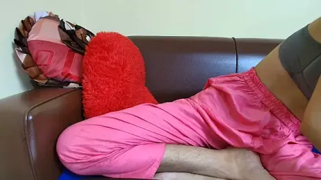 Sreya_ webcam model stream image