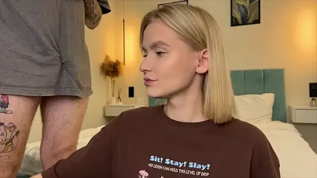 Adelovenick webcam model stream image