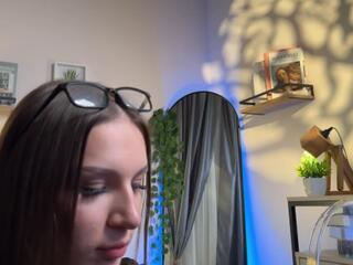 Camila Cole webcam model stream image