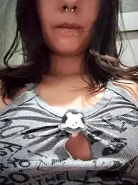 Maiden-Hot webcam model stream image