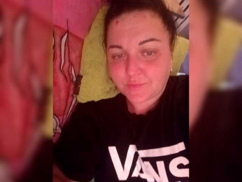 Millie-Eloise webcam bongacams model stream image