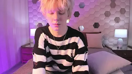 KevinMilky webcam model stream image