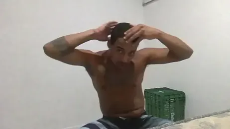 JUNINHOLEKEJR webcam model stream image