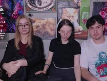 _adrenalinee_ webcam model stream image