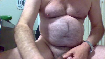 phil004 webcam model stream image