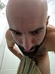 Robsonitj90 webcam model stream image