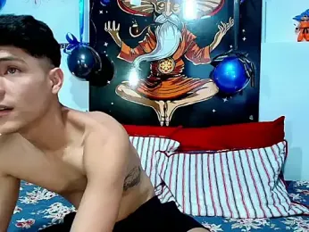 Kratoswolf webcam stripchat model stream image