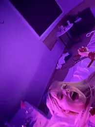 LoganPeny webcam model stream image