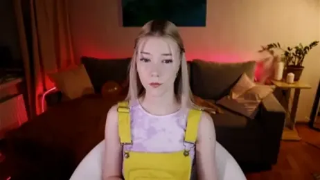 litl_Mia webcam model stream image